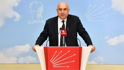 CHP'li Özkoç: Dönmeyi çok iyi beceren o İçişleri Bakan..!