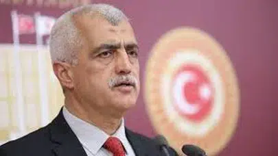 Gergerlioğlu: "Uşak Emniyetinde Çıplak Aramaya Maruz Kalan 2 Genç Mağdure Üniversite Öğrencisi Uşak Emniyeti ve Uşak Valiliği Hakkında Suç Duyurusunda Bulunmuştur!"