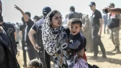 AKP 3 Milyon Suriyeli'yi Vatandaşlığa Almak İçin Neden Referanduma Gitmiyor?