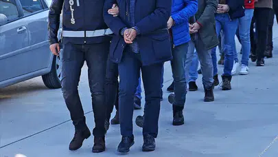 İzmir'de terör operasyonu: 31 kişi gözaltına alındı