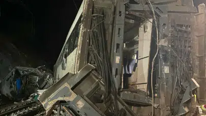 İspanya'da yüksek hızlı tren kazası: 39 kişi öldü