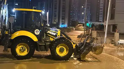 Mersin Yenişehir Belediyesi, şiddetli yağışlara karşı teyakkuzda ve sahada aktif çalışmalar yürütüyor