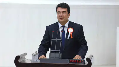 CHP'Lİ BAYDAR :'KIZIMIZ MERVE ÇAVDAR'IN ATANAMADIĞI İÇİN İNTİHAR ETMESİNDEN KENDİNİZİ SORUMLU HİSSEDİYOR MUSUNUZ? '