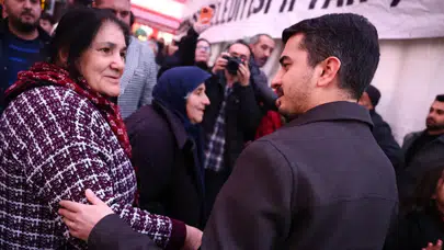 Çankaya'da iftar çadırlarıyla dayanışma ruhu sürüyor, yüzlerce kişi aynı sofrada buluşuyor