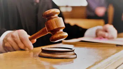 Yargıtay'dan emsal karar! İş yerinde kavga edince...
