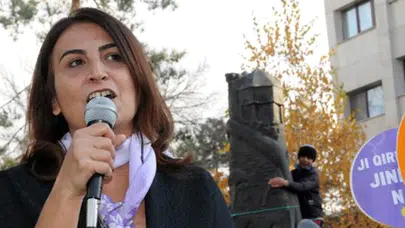 Siyasilerden, 'mezarlık saldırısına' sert tepki: Hesabını verecekler!