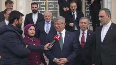 Davutoğlu’ndan bölge zirvesi çağrısı: Türkiye, İran, Mısır ve Suudi Arabistan bir araya gelmeli