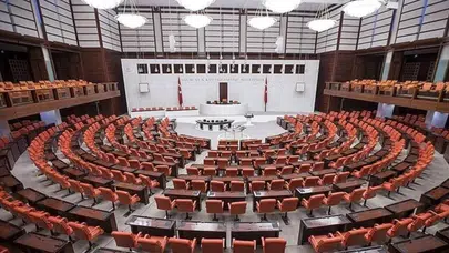 TBMM'de gece programı değişti, CHP katılmama kararı aldı