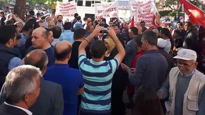 Vatandaş AKP'li ilçe başkanını, başkan ise 'marjinalleri' suçladı