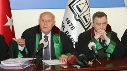 Turgut Kazan'dan Metin Feyzioğlu'na tepki: Savunma hakkı konusunda milli duruş ne demektir, hukuki duruş istiyoruz!