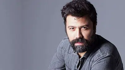 Oyuncu Bülent Emrah Parlak referandum kararını açıkladı