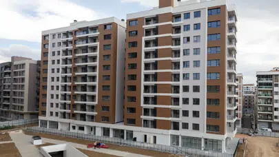 İzmir Örnekköy Kentsel Dönüşüm’de teslim heyecanı: 1603 bağımsız birim için geri sayım başladı