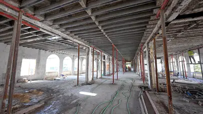 Mersin’e Yakışır Kent Müzesi İçin Taş Bina’da Restorasyon Sürüyor