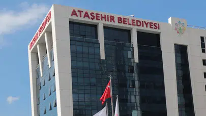 İstanbul Emniyeti Ataşehir Belediyesi'ne mali operasyon düzenledi