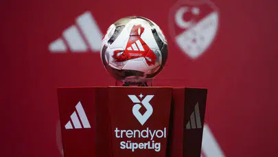 Süper Lig’de Puan Tablosu: Galatasaray-Fenerbahçe farkı kaç puan, Avrupa ve küme düşme hattında son durum ne?
