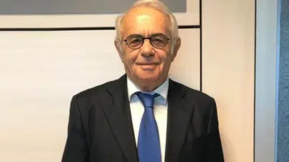 Sözcü yazarı: Boğaziçi'nin yeni rektörü AKP’de, “psikolojik algı nasıl yaratılır, bunun medya ayağı nasıl oluşturur” dersleri vermiş!
