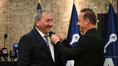 Yavuz Ağıralioğlu: “Biz oy hesabı için değil, millete ne sağlayabiliriz diye buradayız”