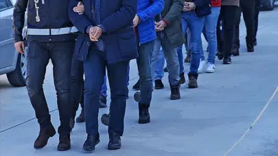 Sosyal medyada suç ilanlarına operasyon: “Tetik işleriniz yapılır” paylaşımı yapan 38 kişi adliyeye sevk edildi