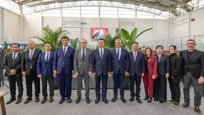 İzmir ile Qingdao arasında yeni temas: İki körfez kenti ortak iş birliği masasında