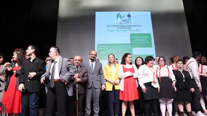 Çankaya’da Engelsiz Sahne Coşkusu: Gençlerden Alkış Alan Gösteri