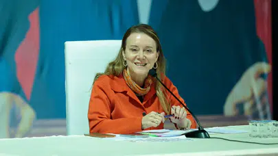 Konak Belediye Başkanı Nilüfer Çınarlı Mutlu’dan Sert Açıklama: “İftiralara Boyun Eğmeyeceğim”