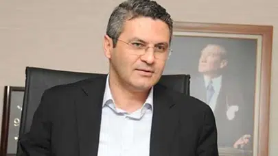 Oğuz Kaan Salıcı: CHP, zorlukları aşmak için birliğini korumalı ve AKP'ye karşı mücadele etmeli!