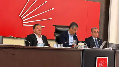 Özgür Özel: Kurultay kararı almadan Kılıçdaroğlu ile yüz yüze görüşmeyeceğim