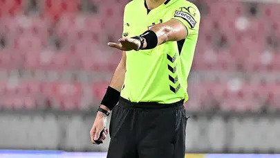 Futbol hakeminden Reina ile ilgili  IŞİD zihniyetinde paylaşım