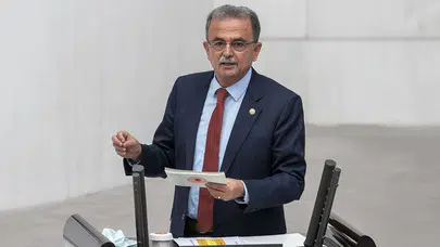 CHP'li Girgin'den iktidara çağrı: ''Datça’yı betona çevireceğim diye uğraşacağına, Knidos Aslanı’nın ait olduğu Datça’ya geri getirmek için uğraşın''