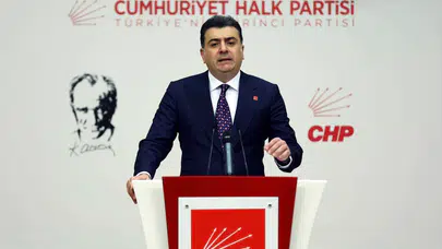 CHP Sözcüsü Zeynel Emre’den ekonomi ve yargı çıkışı: “Halk yoksullaşırken bir avuç elit zenginleşiyor”