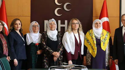 TBMM’de Dikkat Çeken Görüşme: Barış Anneleri’nden MHP’ye Ziyaret