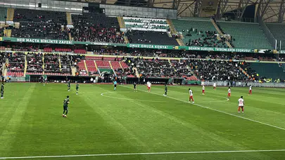 Çorumspor Süper Lig’e çıktı! Esenler Erokspor’u 2-0 yenen Çorum FK tarihe geçti