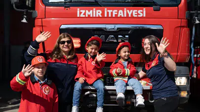 İzmir’in itfaiyeci anneleri: Alevlerle mücadele ederken çocuklarının özlemini taşıyorlar