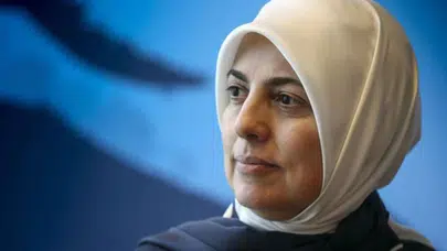 Devletten maaş alan Büyükelçi Kavakçı CHP'ye saldırdı