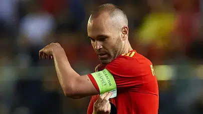 Iniesta'ya yıllık 35 milyon euroluk teklif