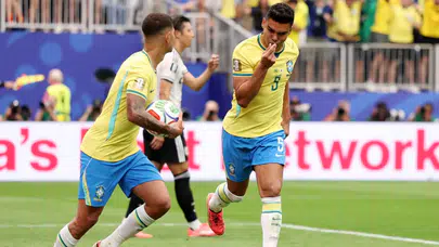 Japonya son dakikada yıkıldı: Brezilya Japonya'yı 2-1 geçip son 16 biletini aldı