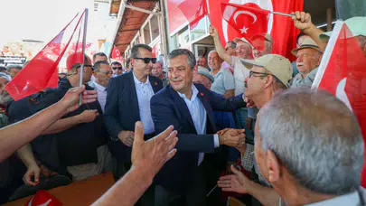 Özgür Özel Tire’de konuştu: “Yenilgiyi arkada bırakanların partisindeyim”
