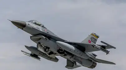 Cumhurbaşkanı'nın uçağının inişi sırasında F-16 sorti yaptı