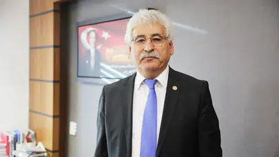 CHP 'li TÜM: Özgürlüklerin  ölçüsü kadın Polislere baş örtüsü taktırmak değildir