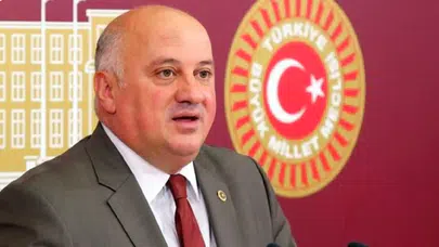 CHP'li Bayraktutan'dan Tarihi Konuşma