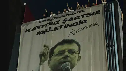 CHP İstanbul İl Binasında Ekrem İmamoğlu Posterini Kaldırdı, Gerginlik Çıktı