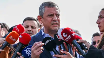 Özgür Özel: "Ekrem İmamoğlu’nun duruşmaları adalete meydan okuyor"