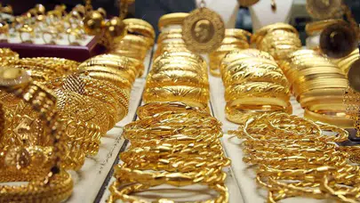 Altın Fiyatları Haftaya Sert Düşüşle Başladı: Gram Altın 6 Bin 125 TL’ye Geriledi