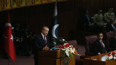 Erdoğan: Birileri özellikle bu örgütleri Türkiye'nin üzerine salıyor