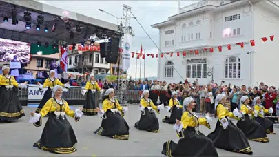 Mudanya Lezzet Şenliğinde Halk Müziği Resitali