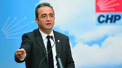 Tezcan: Çöküşün eşiğinde hangi işareti yaparlarsa yapsınlar kurtulamayacaklar