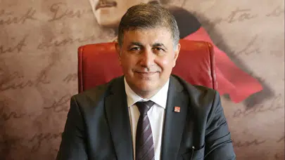 İzmir Belediye Başkanı Parti Değiştirecek mi? Cemil Tugay’dan Flaş Açıklama: 'Bu Memlekete Asla İhanet Etmem'
