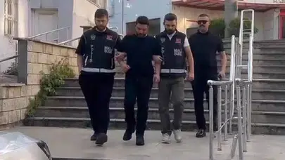 Oğuzhan Uğur Ahbap Derneği soruşturmasıyla gözaltına alındı