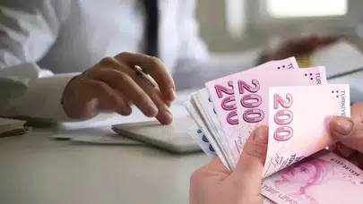 En düşük emekli aylığı 23 bin 552 TL'ye yükseltilmesi kabul edildi