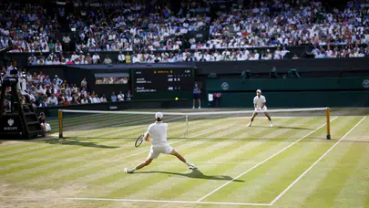 Wimbledon’da finalin adı belli oldu! Jannik Sinner, Novak Djokovic’i 3-0’la geçti